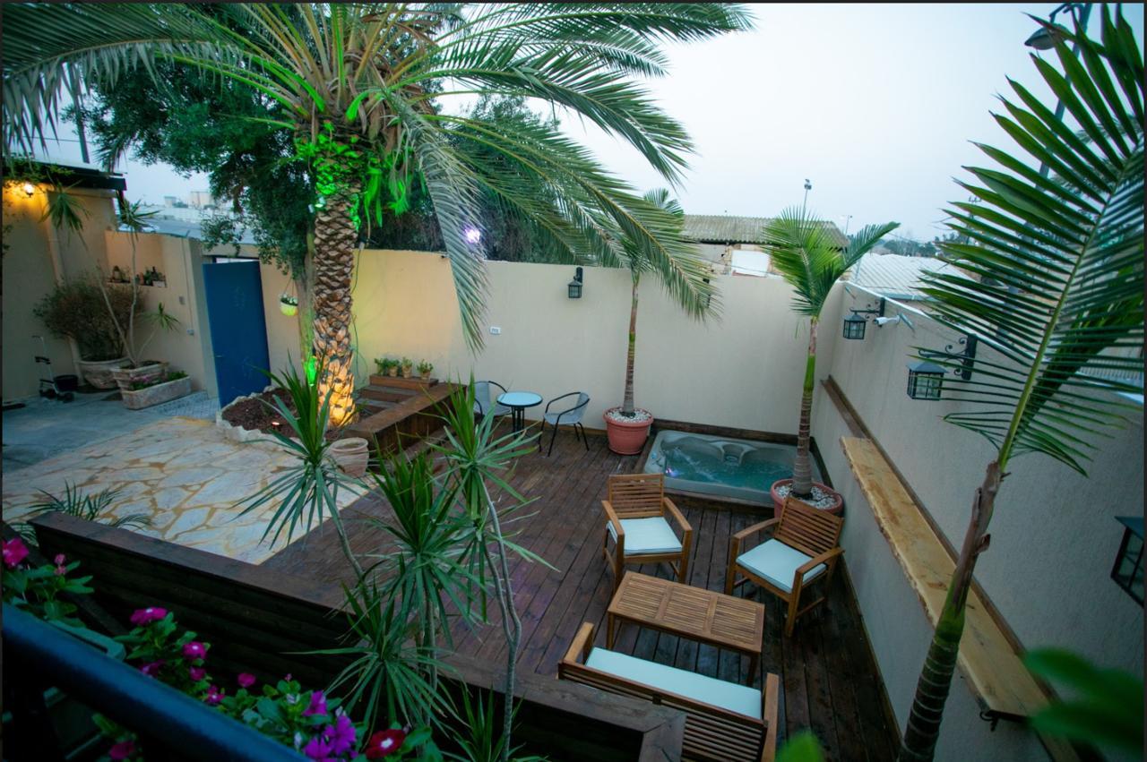 Eshel Mansion - Boutique Suites Beersheba Exteriör bild