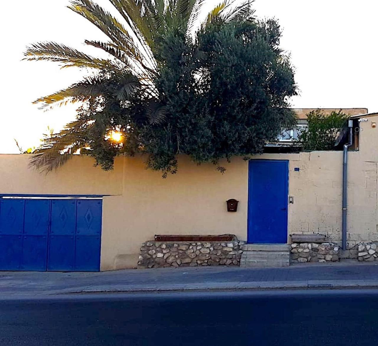 Eshel Mansion - Boutique Suites Beersheba Exteriör bild
