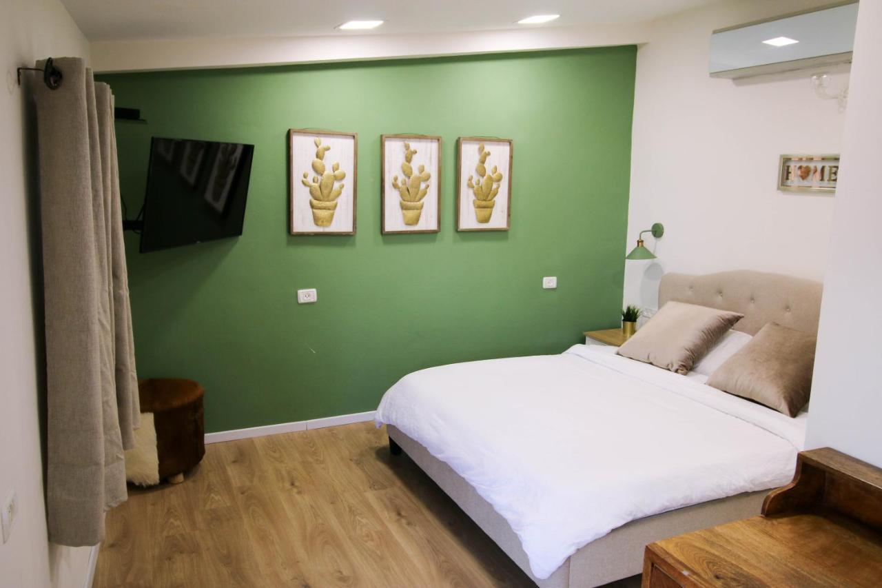 Eshel Mansion - Boutique Suites Beersheba Exteriör bild